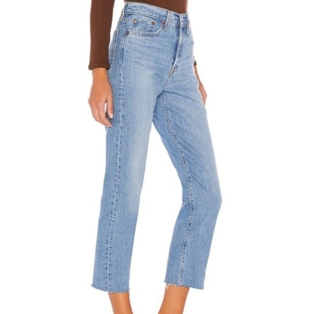 Levi's WEDGIE Premium High Rise Waisted Blue Denim Jeans - Picture 2 of 8
